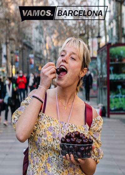 comer cerezas y pasear por las ramblas de Barcelona